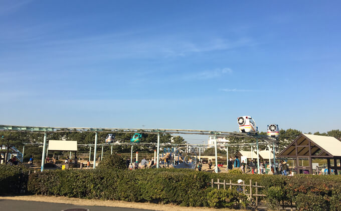 辻堂海浜公園の敷地内にある交通公園の施設スカイサイクル03